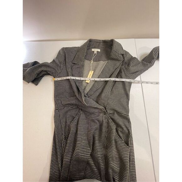 Max Studio NWT medium black white dress long sleeve - Picture 3 of 6